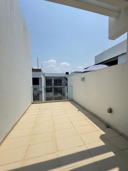 La Fleur, 8 Lorong 26 Geylang, Eunos / Geylang / Paya Lebar, 1 Bedroom, 721 sqft, Condominium For Sale, by Shasha A D, 500284759 - PropertyGuru.com.sg