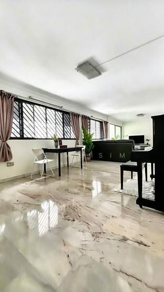 109 Mcnair Road, 109 Mcnair Road, Balestier / Toa Payoh, 3 Bedrooms, 1,302 sqft, HDB Flat For Sale, by Renae Sim, 500284764 - Living Room - PropertyGuru.com.sg