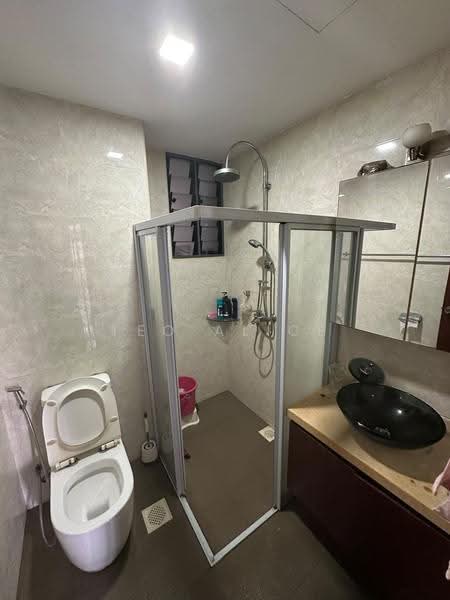 Carissa Park Condo, 2 Flora Drive, Changi Airport / Changi Village, 3 Bedrooms, 1,324 sqft, Condominium For Sale, by Teo Alice, 500284766 - Bathroom - PropertyGuru.com.sg