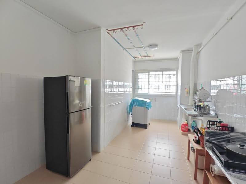 249 Bangkit Road, 249 Bangkit Road, Dairy Farm / Bukit Panjang / Choa Chu Kang, 2 Bedrooms, 785 sqft, HDB Flat For Sale, by Alan Wee, 500284769 - Kitchen - PropertyGuru.com.sg