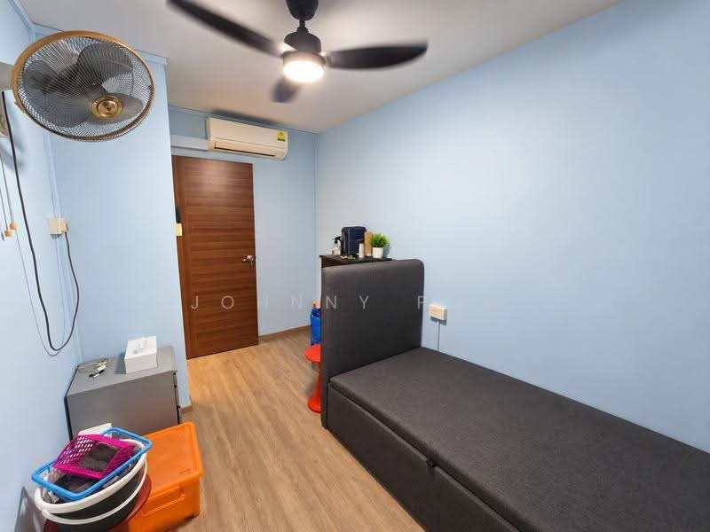 207 Serangoon Central, 207 Serangoon Central, Hougang / Punggol / Sengkang, 2 Bedrooms, 689 sqft, HDB Flat For Rent, by Johnny Poh, 500284771 - Bedroom - PropertyGuru.com.sg
