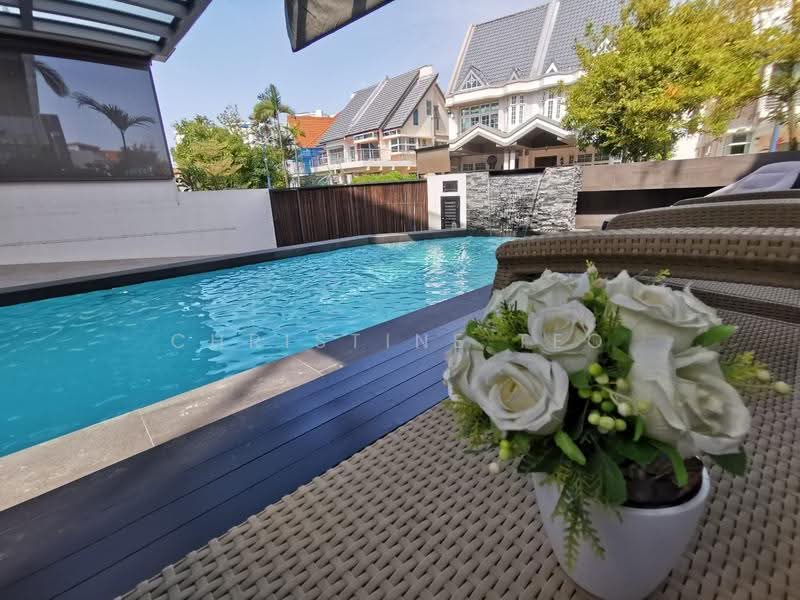 Serangoon Garden Estate, 4A Berwick Drive, Hougang / Punggol / Sengkang, 5 Bedrooms, 4,300 sqft, Semi-Detached House For Rent, by Christine Teo, 500284773 - Exterior - PropertyGuru.com.sg