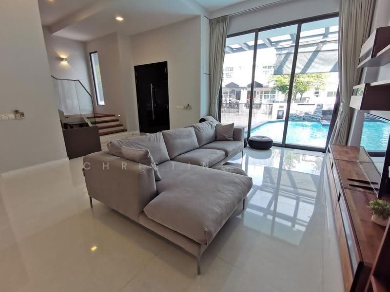 Serangoon Garden Estate, 4A Berwick Drive, Hougang / Punggol / Sengkang, 5 Bedrooms, 4,300 sqft, Semi-Detached House For Rent, by Christine Teo, 500284773 - Living Room - PropertyGuru.com.sg