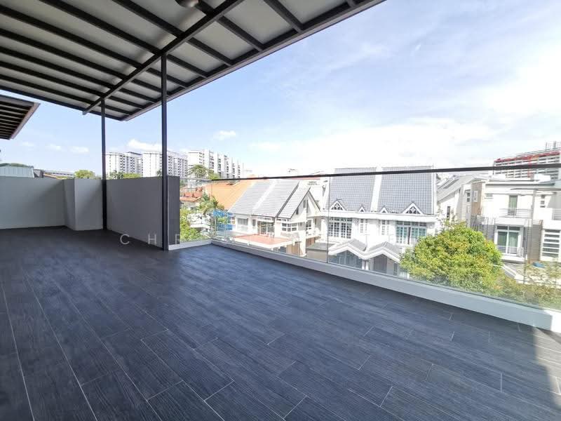 Serangoon Garden Estate, 4A Berwick Drive, Hougang / Punggol / Sengkang, 5 Bedrooms, 4,300 sqft, Semi-Detached House For Rent, by Christine Teo, 500284773 - Balcony - PropertyGuru.com.sg