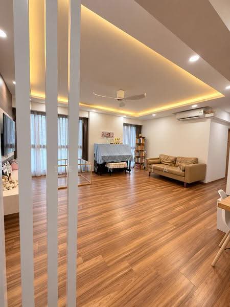 92 Dawson Road, 92 Dawson Road, Alexandra / Commonwealth, 3 Bedrooms, 1,066 sqft, HDB Flat For Sale, by Adelyn Chan, 500284778 - Living Room - PropertyGuru.com.sg