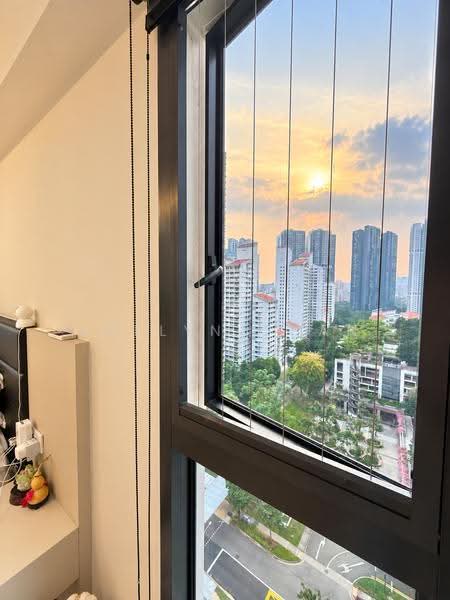 92 Dawson Road, 92 Dawson Road, Alexandra / Commonwealth, 3 Bedrooms, 1,066 sqft, HDB Flat For Sale, by Adelyn Chan, 500284778 - View - PropertyGuru.com.sg