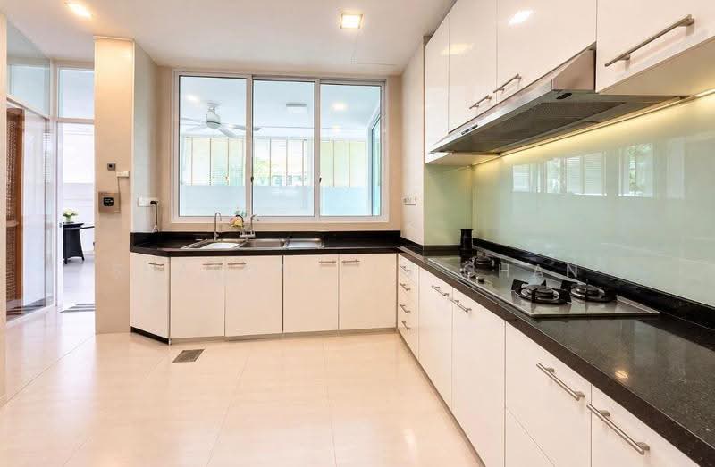 **LANDED7772@2.5 Storey Semi-Detached at sembawang shopping ctrl**, Sembawang road/ jalan kemuning, Sembawang / Yishun, 5 Bedrooms, 4,200 sqft, Semi-Detached House For Sale, by Sharon Kim Chan, 500284781 - Kitchen - PropertyGuru.com.sg
