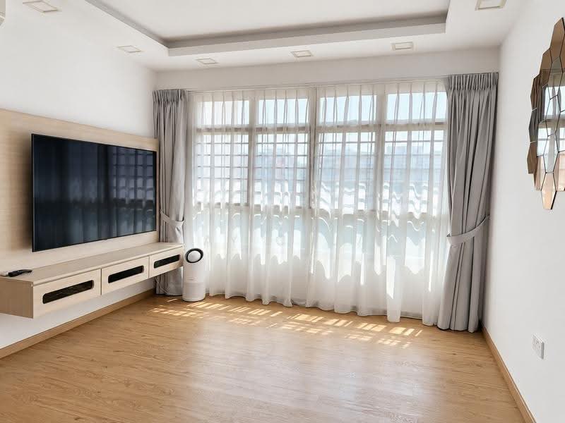 494J Tampines Street 45, 494J Tampines Street 45, Pasir Ris / Tampines, 3 Bedrooms, 990 sqft, HDB Flat For Rent, by Jay Chua, 500284799 - Living Room - PropertyGuru.com.sg