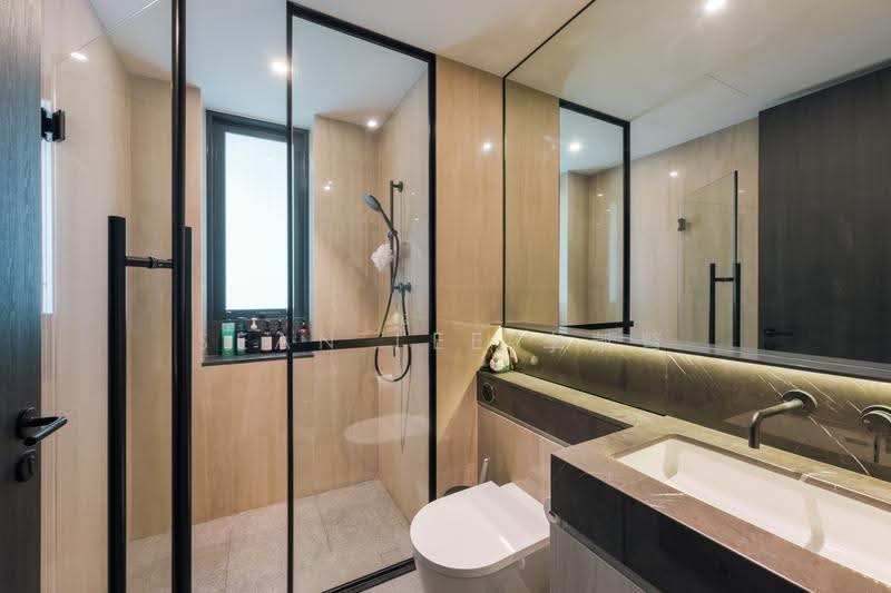 The Hyde, 11 Balmoral Road, Tanglin / Holland / Bukit Timah, 3 Bedrooms, 1,249 sqft, Condominium For Sale, by Sean Lee 李凱賢, 500284806 - Bathroom - PropertyGuru.com.sg