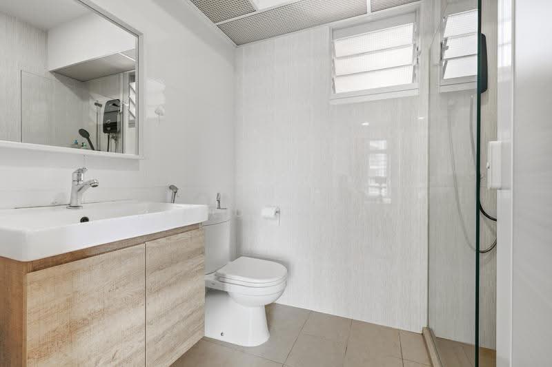 126B Canberra Street, 126B Canberra Street, Sembawang / Yishun, 3 Bedrooms, 1,033 sqft, HDB Flat For Sale, by Gerald Cheang, 500284810 - Bathroom - PropertyGuru.com.sg