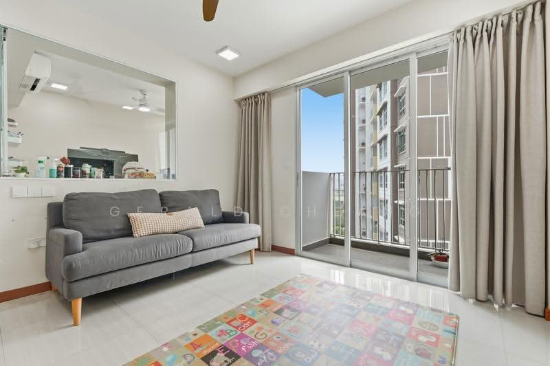 126B Canberra Street, 126B Canberra Street, Sembawang / Yishun, 3 Bedrooms, 1,033 sqft, HDB Flat For Sale, by Gerald Cheang, 500284810 - Living Room - PropertyGuru.com.sg