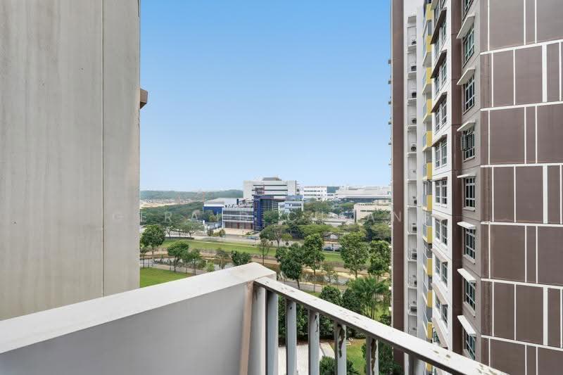 126B Canberra Street, 126B Canberra Street, Sembawang / Yishun, 3 Bedrooms, 1,033 sqft, HDB Flat For Sale, by Gerald Cheang, 500284810 - Exterior - PropertyGuru.com.sg