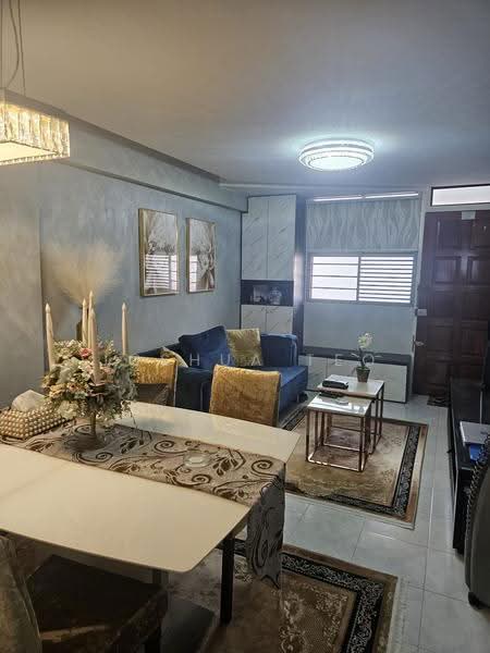 48 Circuit Road, 48 Circuit Road, Macpherson / Potong Pasir, 2 Bedrooms, 646 sqft, HDB Flat For Sale, by Joshua Teo, 500284812 - Living Room - PropertyGuru.com.sg