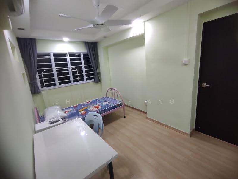 751 Pasir Ris Street 71, 751 Pasir Ris Street 71, Pasir Ris / Tampines, Room Rental, 150 sqft, HDB Flat For Rent, by Shirlene Ang, 500284816 - Bedroom - PropertyGuru.com.sg