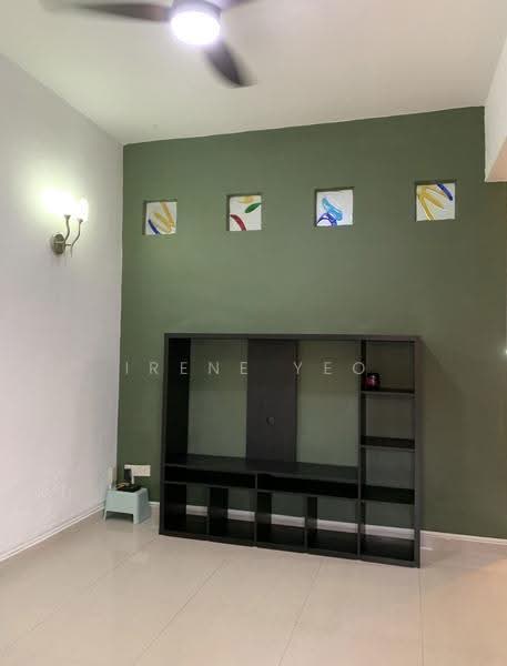 4 Duku Lane, Duku lane, Eunos / Geylang / Paya Lebar, 1 Bedroom, 600 sqft, Terraced House For Rent, by Irene Yeo, 500284829 - Living Room - PropertyGuru.com.sg
