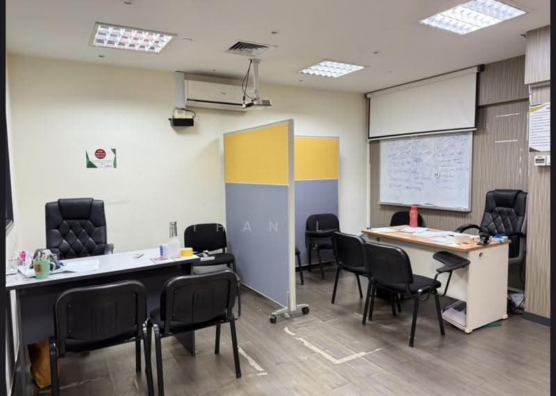 High Street Centre, 1 North Bridge Road, City Hall / Clarke Quay, 646 sqft, Office For Sale, by Ethan Lim, 500284837 - Study - CommercialGuru.com.sg