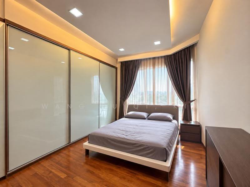 Edelweiss Park Condo, 92 Flora Road, Changi Airport / Changi Village, 3 Bedrooms, 2,691 sqft, Condominium For Sale, by Wang Huiqi, Kim, 500284842 - Master Bedroom - PropertyGuru.com.sg