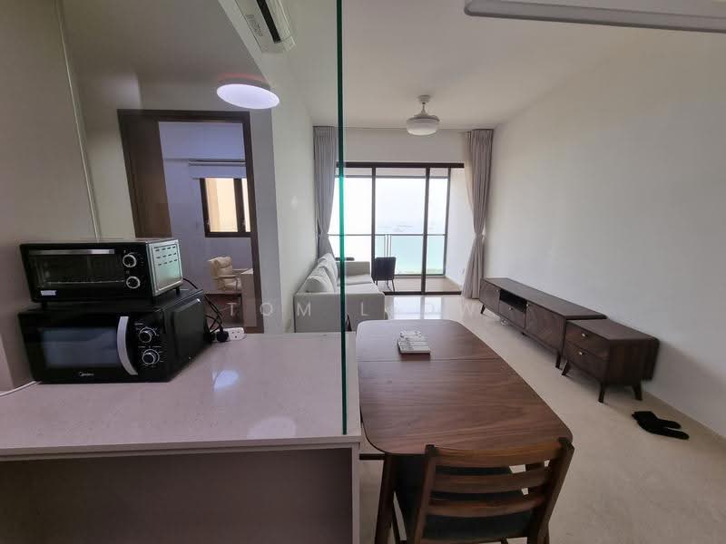 Seaside Residences, 12 Siglap Link, East Coast / Marine Parade, 2 Bedrooms, 786 sqft, Apartment For Rent, by Tom Leow, 500284845 - Living Room - PropertyGuru.com.sg