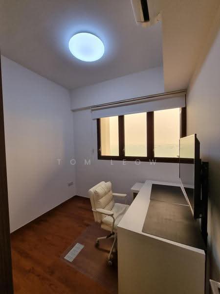 Seaside Residences, 12 Siglap Link, East Coast / Marine Parade, 2 Bedrooms, 786 sqft, Apartment For Rent, by Tom Leow, 500284845 - Study - PropertyGuru.com.sg