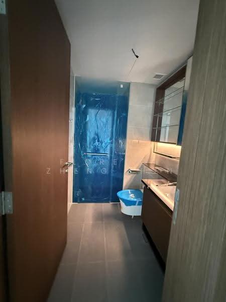 The Hill @ One-North, 15 Slim Barrack Rise, Buona Vista / West Coast / Clementi New Town, 2 Bedrooms, 764 sqft, Condominium For Rent, by Florence Zheng Zhen, 500284847 - Bathroom - PropertyGuru.com.sg