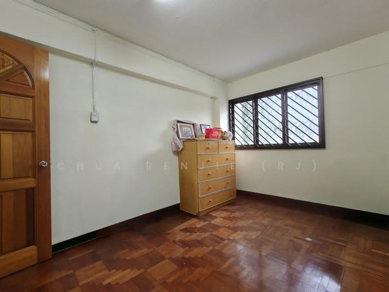 130 Bedok North Street 2, 130 Bedok North Street 2, Bedok / Upper East Coast, 3 Bedrooms, 990 sqft, HDB Flat For Sale, by Chua RenJie (RJ), 500284852 - Interior - PropertyGuru.com.sg