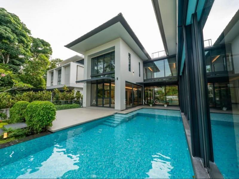 GCB ENCLAVE | LUXURIOUS BUNGALOW 9316 SQFT | BUILD UP 11000 SQFT, Holland Ewart Greenleaf Maryland Bukit Sedap Ming Teck Queen Astrid Oei Tiong Ham Garlick Brizay Raffles Binjai Eng Neo Gallop Wollerton Cluny Camden Chee Hoon Sussex ford Leedon Belmont Cornwall Bing Tong Victoria Rebecca Bukit Timah Holland Tanglin, Tanglin / Holland / Bukit Timah, 7 Bedrooms, 11,000 sqft, Bungalow House For Sale, by ELAINE NG, 500284864 - Exterior - PropertyGuru.com.sg