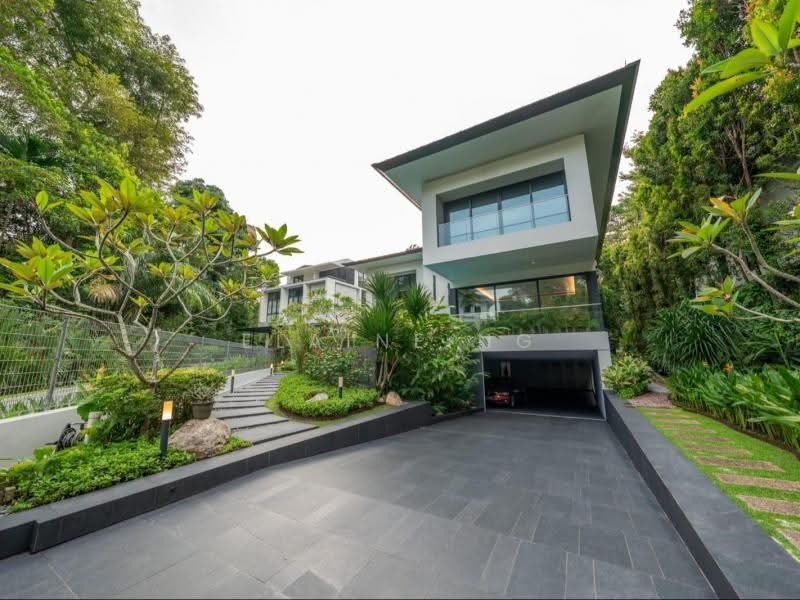 GCB ENCLAVE | LUXURIOUS BUNGALOW 9316 SQFT | BUILD UP 11000 SQFT, Holland Ewart Greenleaf Maryland Bukit Sedap Ming Teck Queen Astrid Oei Tiong Ham Garlick Brizay Raffles Binjai Eng Neo Gallop Wollerton Cluny Camden Chee Hoon Sussex ford Leedon Belmont Cornwall Bing Tong Victoria Rebecca Bukit Timah Holland Tanglin, Tanglin / Holland / Bukit Timah, 7 Bedrooms, 11,000 sqft, Bungalow House For Sale, by ELAINE NG, 500284864 - Exterior - PropertyGuru.com.sg