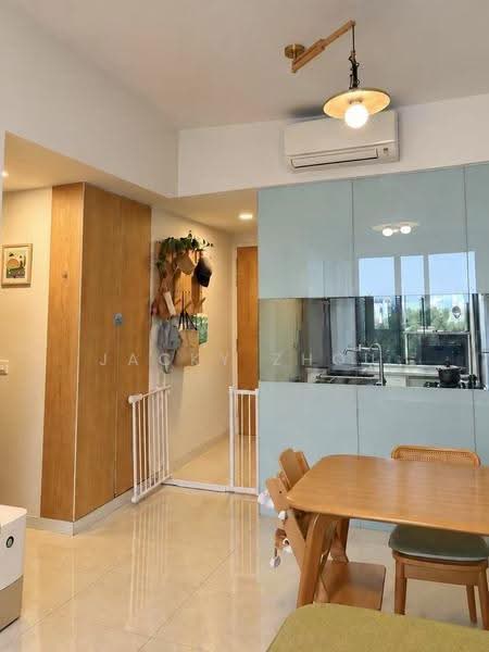 The Lakefront Residences, 48 Lakeside Drive, Boon Lay / Jurong / Tuas, 2 Bedrooms, 721 sqft, Condominium For Sale, by Jacky Zhou, 500284889 - Dining Room - PropertyGuru.com.sg