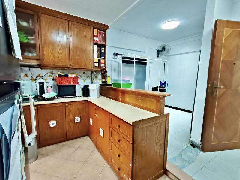 628 Hougang Avenue 8, 628 Hougang Avenue 8, Hougang / Punggol / Sengkang, 3 Bedrooms, 1,593 sqft, HDB Flat For Sale, by Kingsley Zheng 鄭鈞鴻, 500284899 - Kitchen - PropertyGuru.com.sg