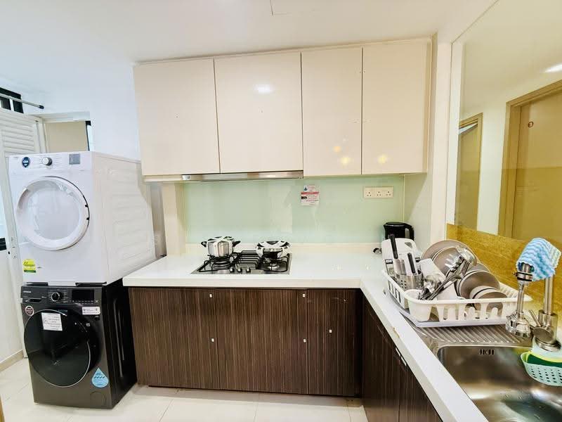 Twin Waterfalls, 102 Punggol Walk, Hougang / Punggol / Sengkang, Room Rental, 180 sqft, Condominium For Rent, by Steve Voon, 500284905 - Kitchen - PropertyGuru.com.sg