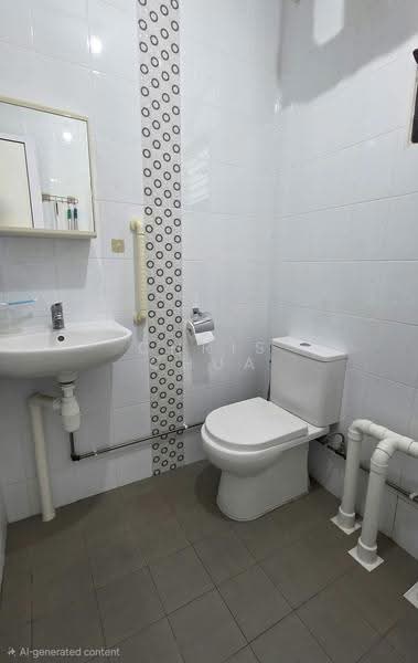 628 Yishun Street 61, 628 Yishun Street 61, Sembawang / Yishun, 2 Bedrooms, 786 sqft, HDB Flat For Sale, by Chris Chua, 500284917 - Bathroom - PropertyGuru.com.sg