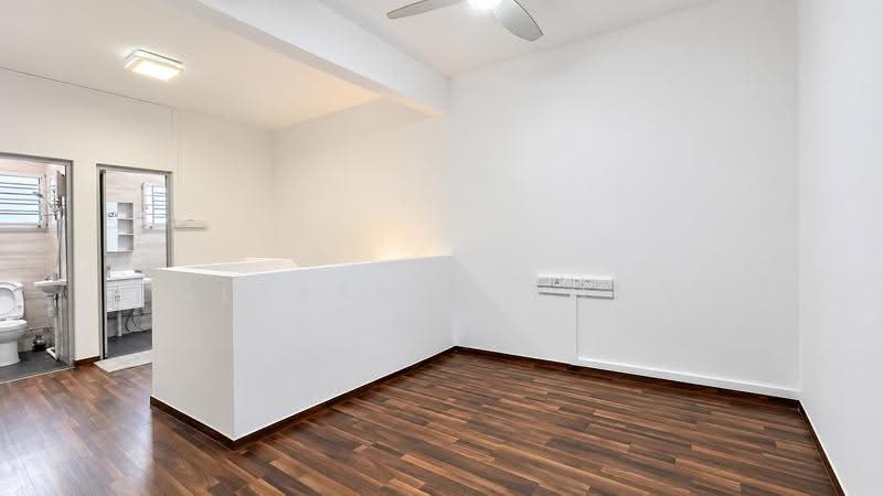 Charming 2 Storey Terrace with good elevation @ Hillview, CLRELanded, Dairy Farm / Bukit Panjang / Choa Chu Kang, 4 Bedrooms, 3,500 sqft, Terraced House For Sale, by Clarence Long, 500284919 - Bathroom - PropertyGuru.com.sg