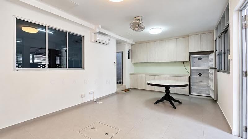 Charming 2 Storey Terrace with good elevation @ Hillview, CLRELanded, Dairy Farm / Bukit Panjang / Choa Chu Kang, 4 Bedrooms, 3,500 sqft, Terraced House For Sale, by Clarence Long, 500284919 - Kitchen - PropertyGuru.com.sg