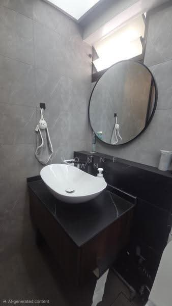 79A Toa Payoh Central, 79A Toa Payoh Central, Balestier / Toa Payoh, 3 Bedrooms, 818 sqft, HDB Flat For Sale, by Yvonne Tan, 500284947 - Bathroom - PropertyGuru.com.sg