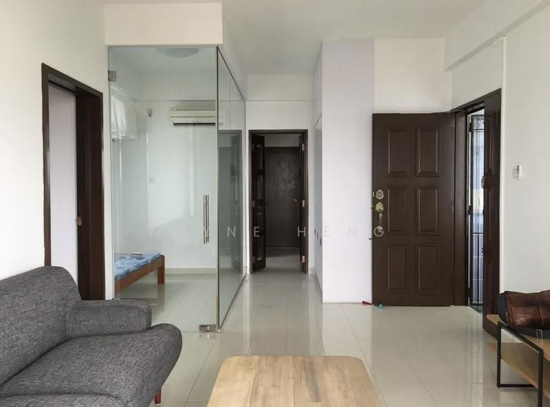 Mandarin Gardens, 5 Siglap Road, East Coast / Marine Parade, Room Rental, 150 sqft, Condominium For Rent, by Wayne Heng, 500284948 - Living Room - PropertyGuru.com.sg
