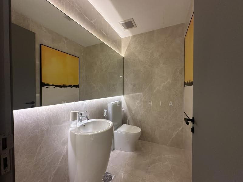 Katong vicinity, Carpmael Road, Onan Road, Fowlie Road, East Coast Road , Joo Chiat , Katong, East Coast / Marine Parade, 5 Bedrooms, 5,500 sqft, Terraced House For Sale, by Nicole Chia, 500284968 - Bathroom - PropertyGuru.com.sg
