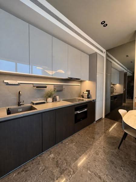 Cuscaden Reserve, 8 Cuscaden Road, Tanglin / Holland / Bukit Timah, 2 Bedrooms, 936 sqft, Condominium For Rent, by Zulk Yeo, 500284983 - Kitchen - PropertyGuru.com.sg