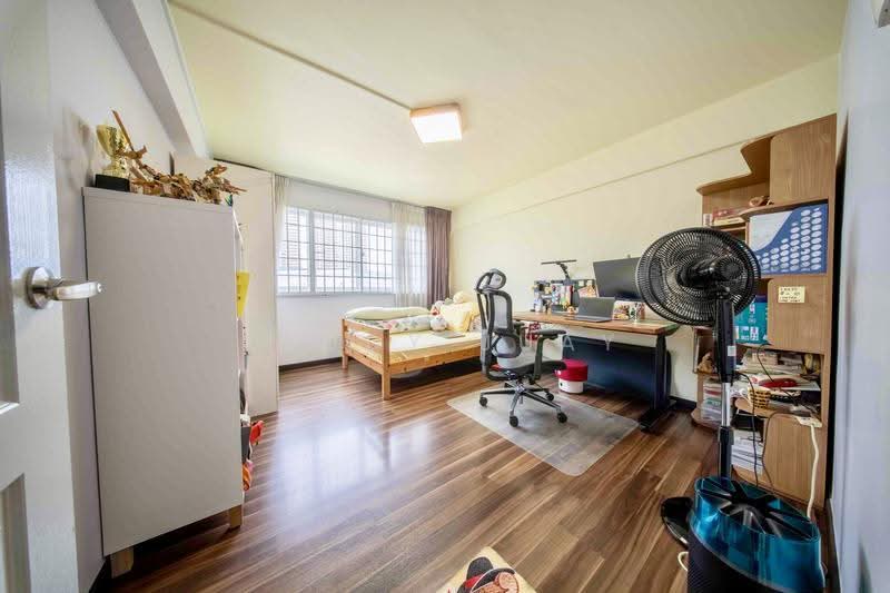 166 Bishan Street 13, 166 Bishan Street 13, Ang Mo Kio / Bishan / Thomson, 4 Bedrooms, 1,313 sqft, HDB Flat For Sale, by Teddy Juay, 500284986 - Bedroom - PropertyGuru.com.sg