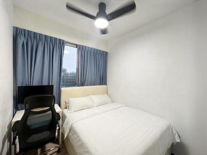 Lake Life, 2 Tao Ching Road, Boon Lay / Jurong / Tuas, 2 Bedrooms, 743 sqft, Condominium For Sale, by Sean Tiah, 500284992 - Bedroom - PropertyGuru.com.sg
