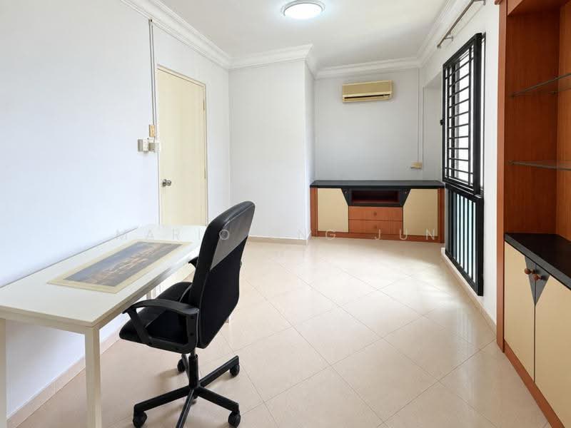 288A Bukit Batok Street 25, 288A Bukit Batok Street 25, Dairy Farm / Bukit Panjang / Choa Chu Kang, 4 Bedrooms, 144 sqft, HDB Flat For Rent, by Mario Ong Jun Zhi, 500285005 - Common Bedroom 3 - PropertyGuru.com.sg