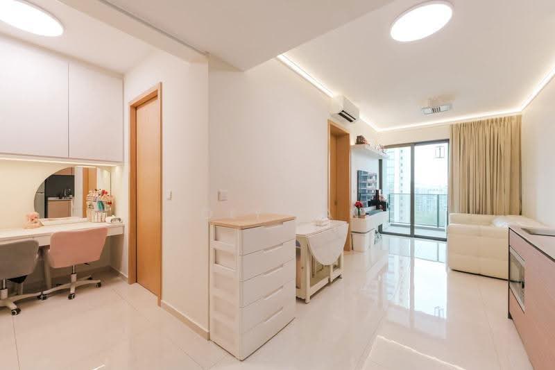 Midwood, 8 Hillview Rise, Dairy Farm / Bukit Panjang / Choa Chu Kang, 1 Bedroom, 549 sqft, Condominium For Sale, by Joey Tan, 500285013 - Living Room - PropertyGuru.com.sg