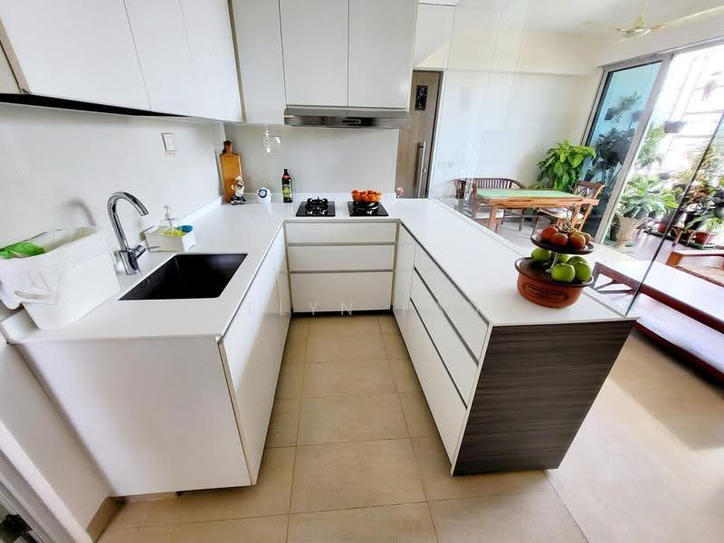 eCO, Bedok South Avenue 3, Bedok / Upper East Coast, 2 Bedrooms, 1,012 sqft, Condominium For Rent, by Evelyn Fang, 500285019 - Kitchen - PropertyGuru.com.sg