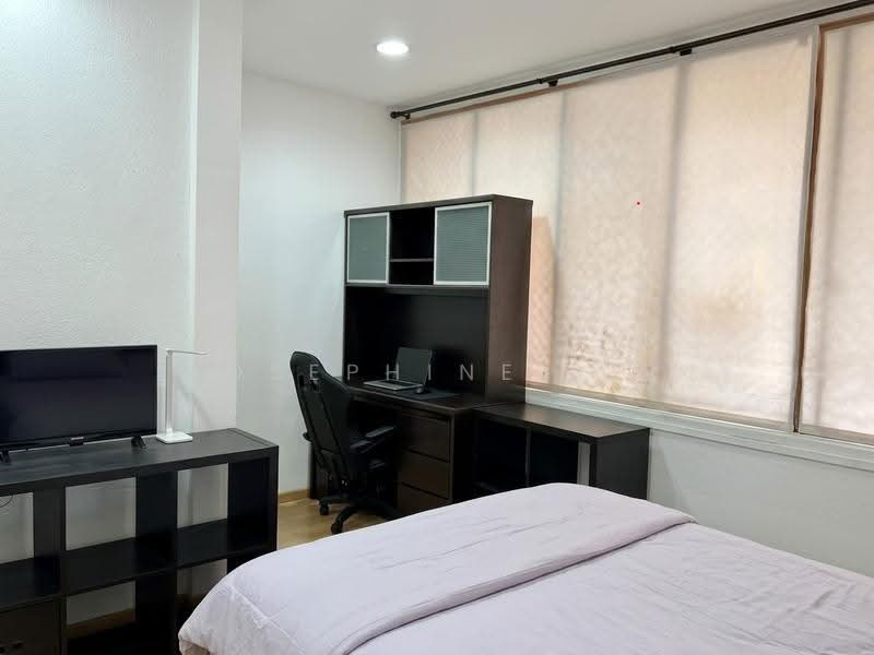 Common Bedroom 1
