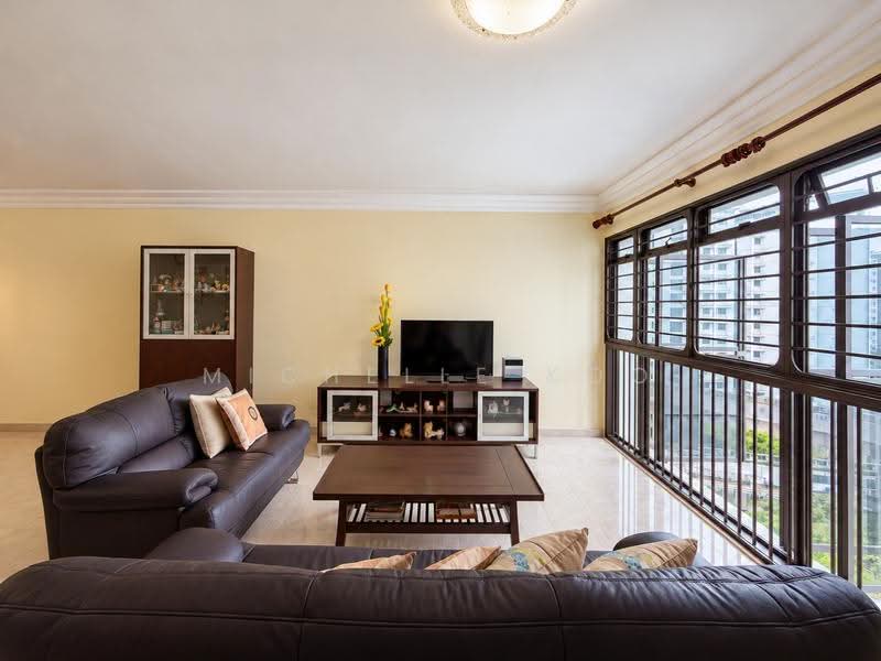 201D Compassvale Drive, 201D Compassvale Drive, Hougang / Punggol / Sengkang, 3 Bedrooms, 1,184 sqft, HDB Flat For Sale, by Michelle Koo, 500285042 - Living Room - PropertyGuru.com.sg