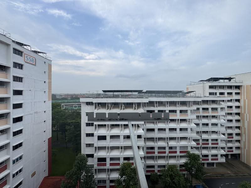 557 Jurong West Street 42, 557 Jurong West Street 42, Boon Lay / Jurong / Tuas, Room Rental, 100 sqft, HDB Flat For Rent, by Donavan Tan, 500285047 - PropertyGuru.com.sg