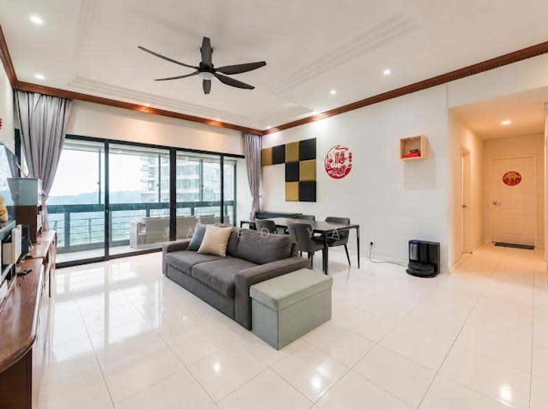 Harbour View Towers, 21 Telok Blangah Drive, Harbourfront / Telok Blangah, 3 Bedrooms, 1,615 sqft, Condominium For Sale, by Jared Yan, 500285054 - Living Room - PropertyGuru.com.sg