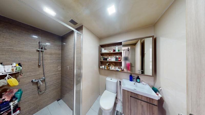 Sol Acres, 16 Choa Chu Kang Grove, Dairy Farm / Bukit Panjang / Choa Chu Kang, 2 Bedrooms, 710 sqft, Condominium For Sale, by Steven Lin, 500285055 - Bathroom - PropertyGuru.com.sg