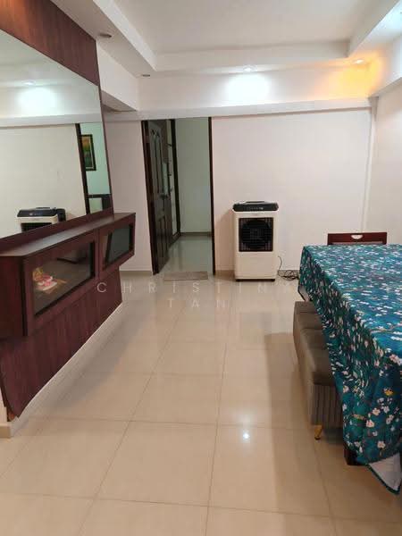 114 Tampines Street 11, 114 Tampines Street 11, Pasir Ris / Tampines, 3 Bedrooms, 1,432 sqft, HDB Flat For Sale, by Christina Tan, 500285056 - Interior - PropertyGuru.com.sg