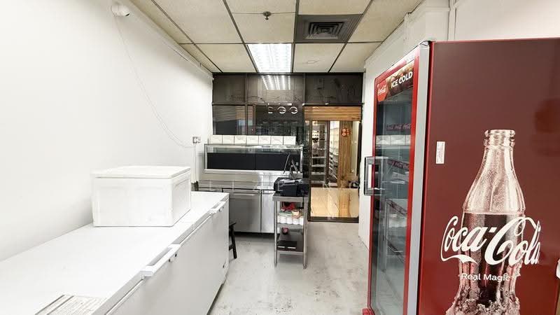 Fortune Centre, 190 Middle Road, Beach Road / Bugis / Rochor, 143 sqft, Food & Beverage For Rent, by Alize Ng, 500285060 - Interior - CommercialGuru.com.sg