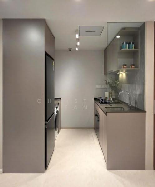 Lucerne Grand, Lakeside Drive, Boon Lay / Jurong / Tuas, 4 Bedrooms, 1,152 sqft, Condominium For Sale, by Christina Tan, 500285069 - Kitchen - PropertyGuru.com.sg